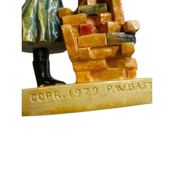 1979 Sebastian Miniatures Figurine Signed Numbered Building Days Girl 3.5" - Picture 4 of 7